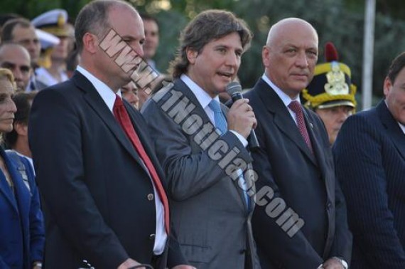 Bonfatti se reunió con Juan Abal Medina y Amado Boudou. Bonfatti se reunió con Juan Abal Medina y Amado Boudou.