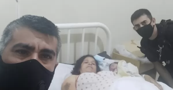 Dos policías ayudaron a dar a luz a una mujer en Granadero Baigorria