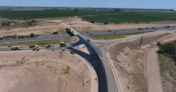 Avanzan las obras del acceso a la Autopista en Fray Luis Beltrán 
