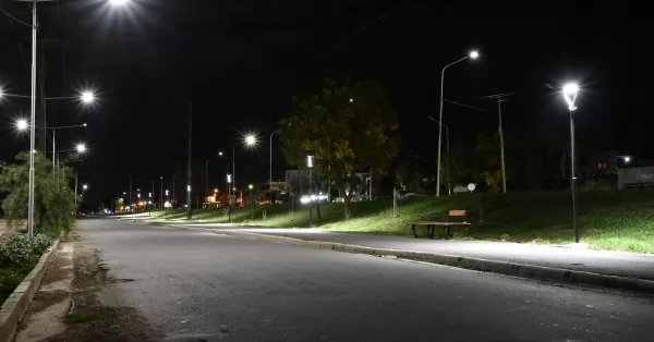 Bermúdez: el municipio trabaja en la colocación de luces led en distintos sectores de la ciudad