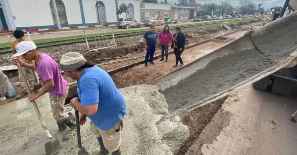 Timbúes: Fiorenza mejora la infraestructura vial y el escurrimiento de agua de la Ruta 11