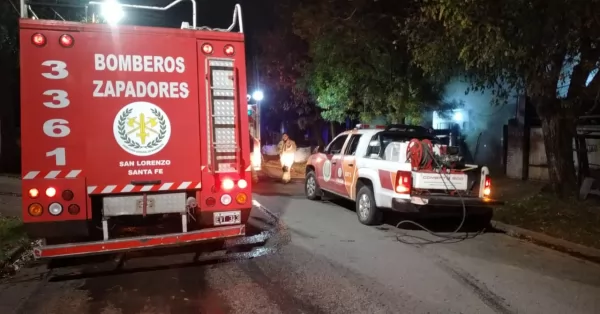 Se incendió un depósito de materiales en Puerto San Martín 