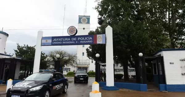 Desplazaron a jefa de la Policía de Rosario y es el décimo cambio de cúpula en el gobierno de Perotti