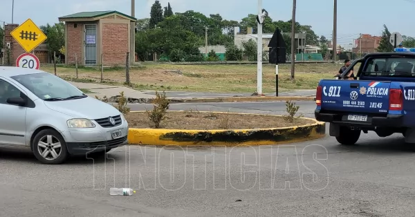 Bermúdez: un motociclista chocó la rotonda del acceso a la autopista y fue hospitalizado