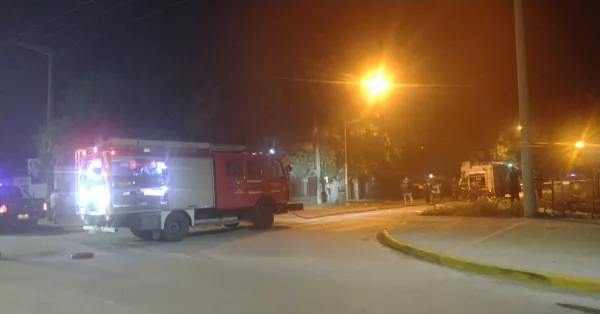 Beltrán: importante incendio en una vivienda sobre la Avenida Interurbana 