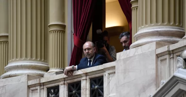 Perotti estuvo en el recinto de Diputados y agradeció aprobación del proyecto sobre justicia federal