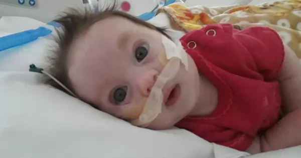 Maciel: Cruzada solidaria para ayudar a Maria Emilia, una bebe con síndrome de Edwards.