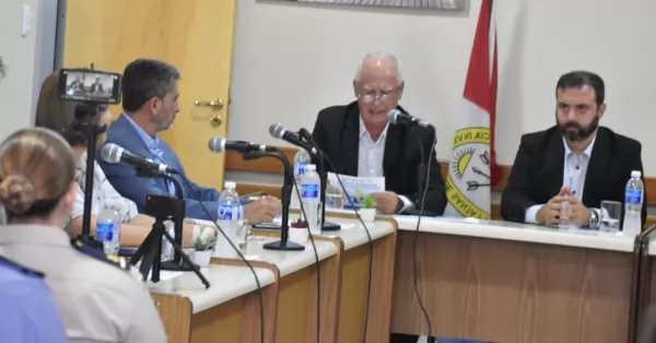 De Grandis inauguró las sesiones del Concejo con un discurso centrado en la educación 