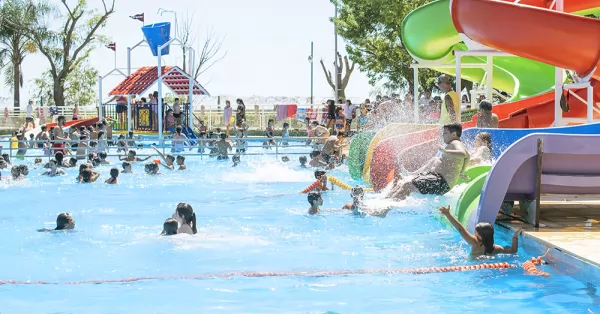 San Lorenzo: más de 1.200 chicos ya disfrutan de la Colonia de Vacaciones en el Polideportivo Municipal