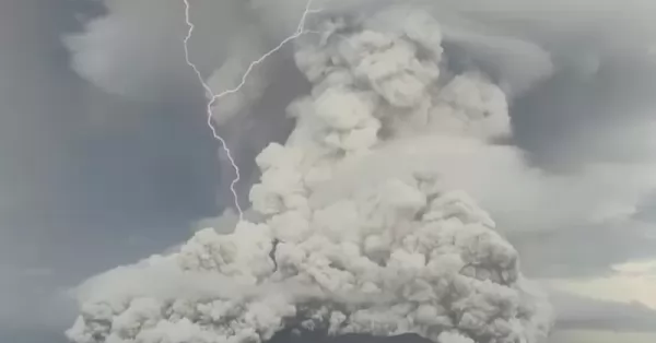 Tonga, una isla arrasada por la explosión del volcán Tonga-Hunga Ha´apai
