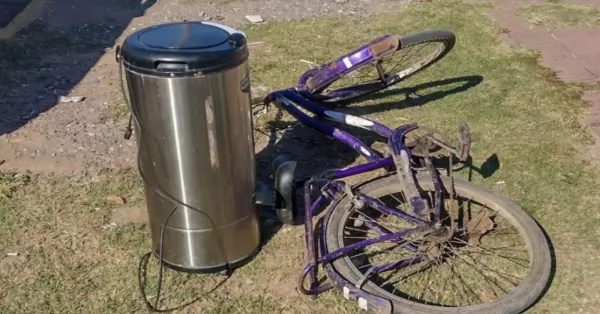 Timbúes: se llevaba un secarropas robado en bicicleta y fue detenido 