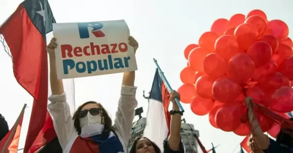 Chilenos y chilenas rechazaron la nueva Constitución mediante el plebiscito 