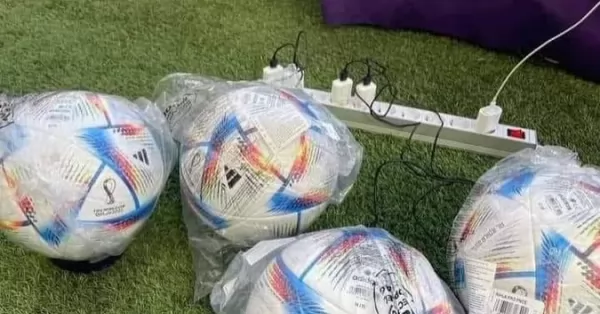 Las pelotas del Mundial se cargan por USB