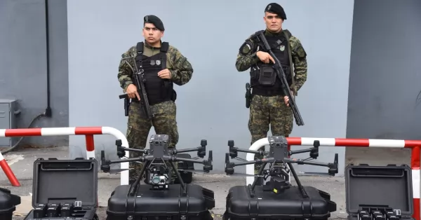 La Provincia incorporó drones para la policía: ninguno para el Cordón Industrial