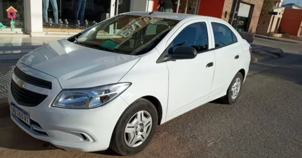 Se bajó al kiosco y le robaron el auto a punta de arma en Capitán Bermúdez