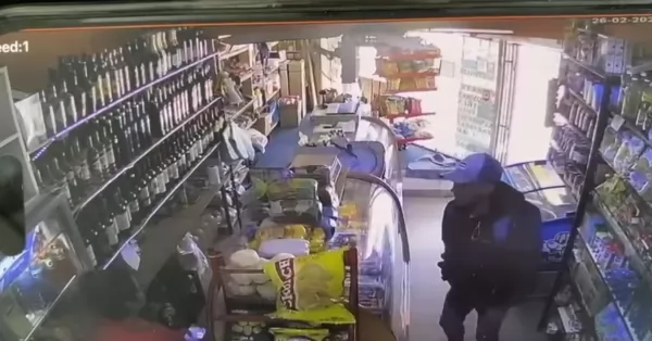 Otro robo a un maxikiosco de San Lorenzo que quedó registrado en las cámaras de seguridad