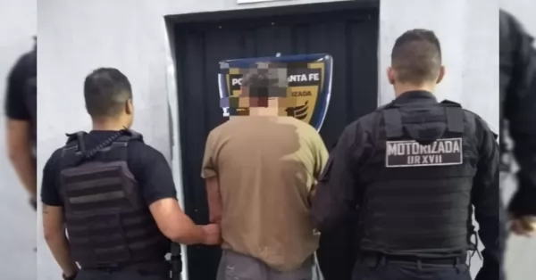 San Lorenzo: detuvieron a un hombre mayor por seguir con su auto y acosar a dos chicas por la calle 