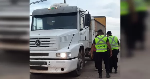 Detuvieron a un camionero por conducción peligrosa y resistencia a la autoridad en Villa La Ribera