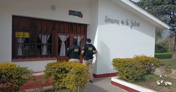 Gaboto: detuvieron a dos empleadas de la Comuna acusadas de extorsionar a la presidenta comunal