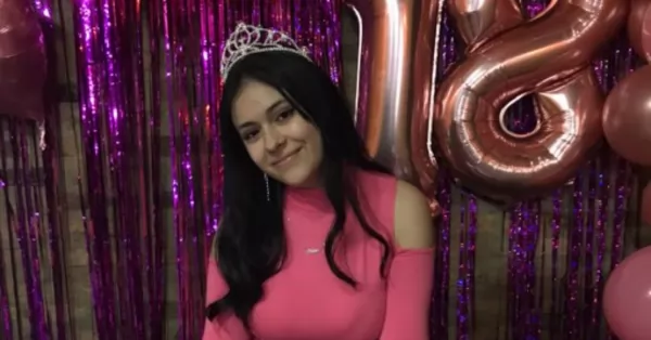 Una chica se volvió viral tras contar por qué sus amigos no fueron a su cumple rosa