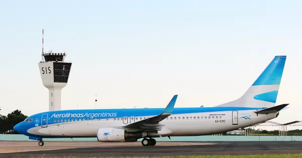 Aerolíneas Argentinas incorpora dos aviones Boeing 737-800 para su negocio de cargas