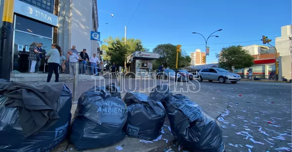 San Lorenzo: Fuerte operativo de limpieza tras los festejos por el triunfo de la selección