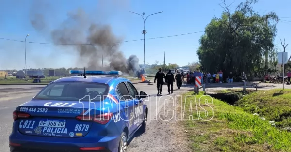 San Lorenzo: vecinos cortaron el acceso norte a la autopista