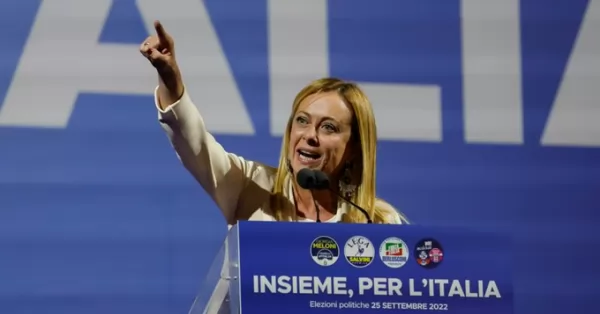 La neofascista Giorgia Meloni será la primera mujer presidenta en Italia 