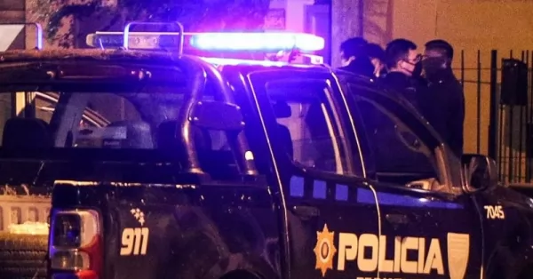 Rosario: lo asesinaron a balazos y dejaron un mensaje mafioso